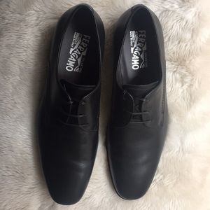NEW Salvatore Ferragamo Leather Dress Shoe